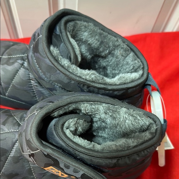 Avalanche Blue Camouflage Winter Rain Boots - Picture 6 of 8